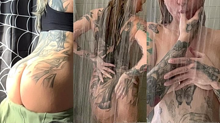 Hot Small Tits blonde showering nude bathroom leaked video